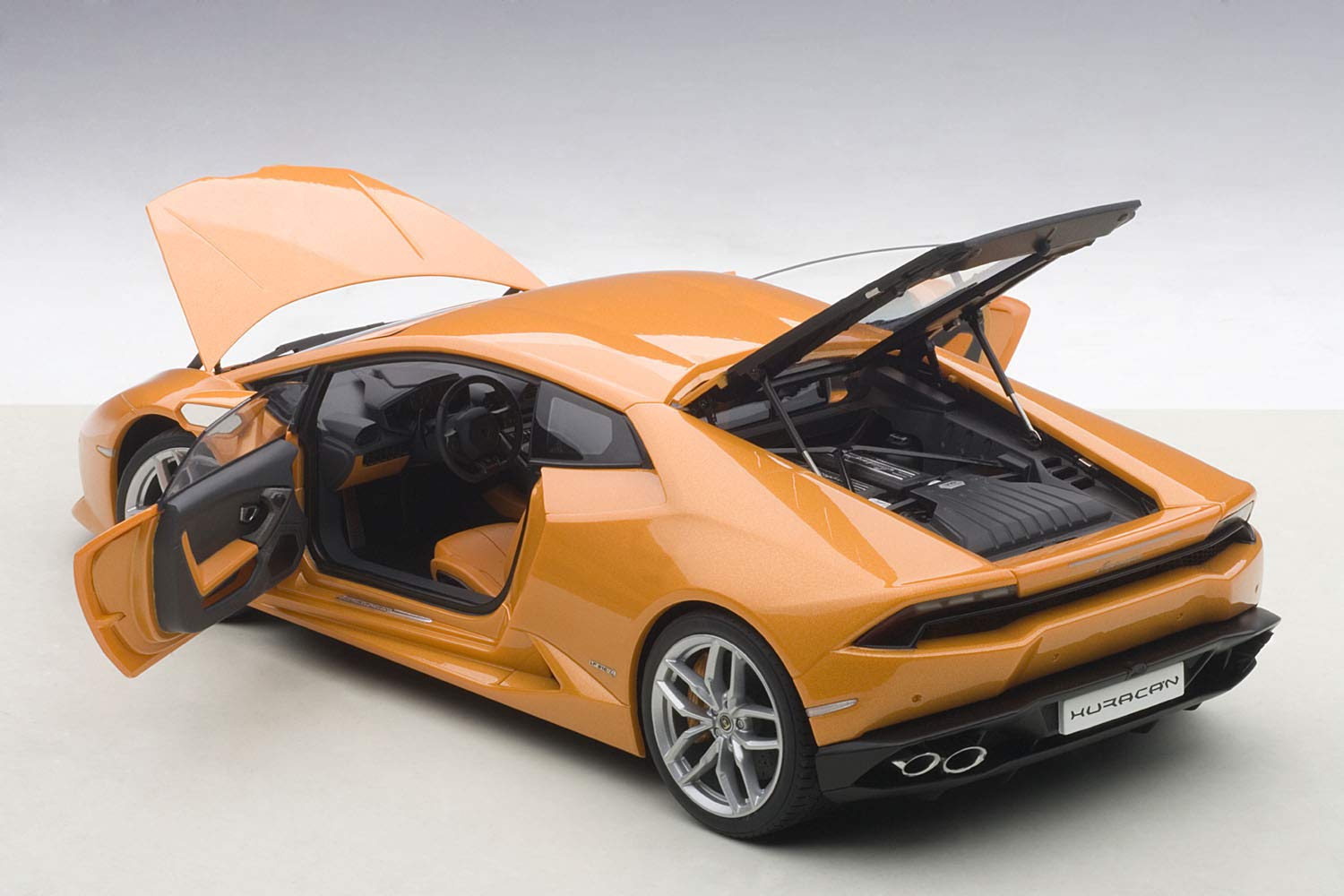 AUTOart ランボルギーニ ウラカン LP610-4 1/18 オートアート Amazon | AUTOart 1/18 ランボルギーニ ウラカン LP610-4